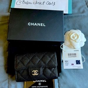 Chanel Classic Caviar Flap Cardholder - Poshmark Transaction ONLY